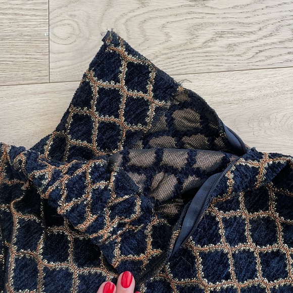 Navy and Gold Skorts - Picture 4 of 5